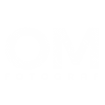 logo-fotograf-om-alb